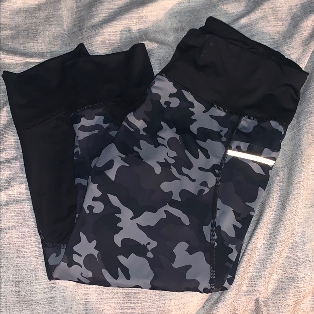 Camo Capri leggings